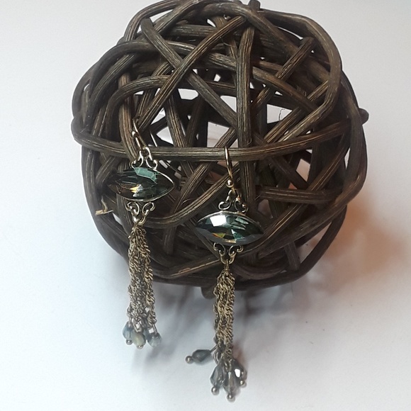 Faceted crystal earrings - Picture 1 of 7